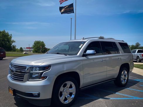 Used 2016 Chevrolet Tahoe LTZ AWD/4WD image 17