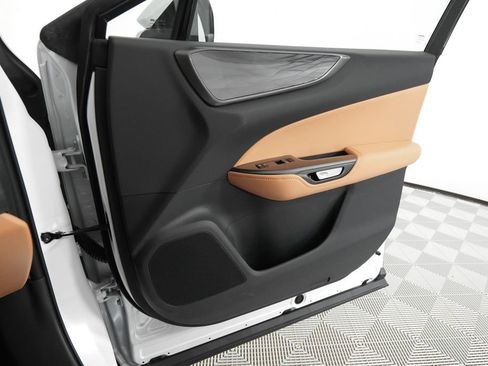 Certified 2025 Lexus NX 250 FWD w/ Premium Package image 21