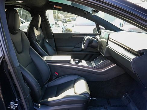 Used 2023 Tesla Model X AWD/4WD image 15