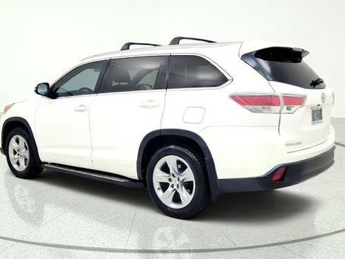 Used 2015 Toyota Highlander Limited Platinum FWD image 6