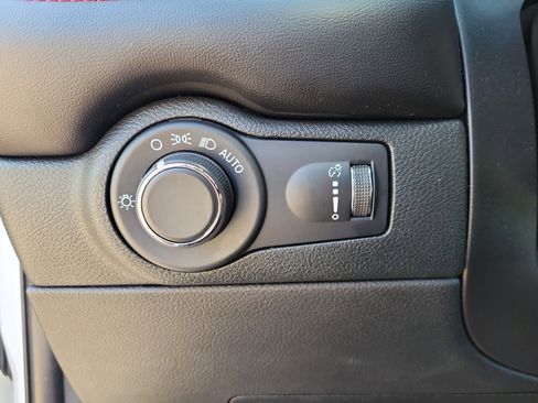 Used 2024 Dodge Durango GT image 27