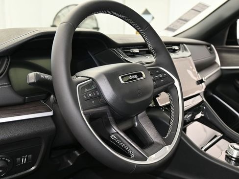 New 2026 Jeep Grand Cherokee Limited w/ Limited Altitude Package RWD image 14