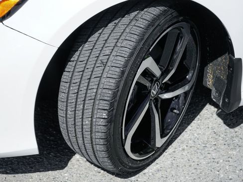 Used 2022 Honda Accord Sport image 40