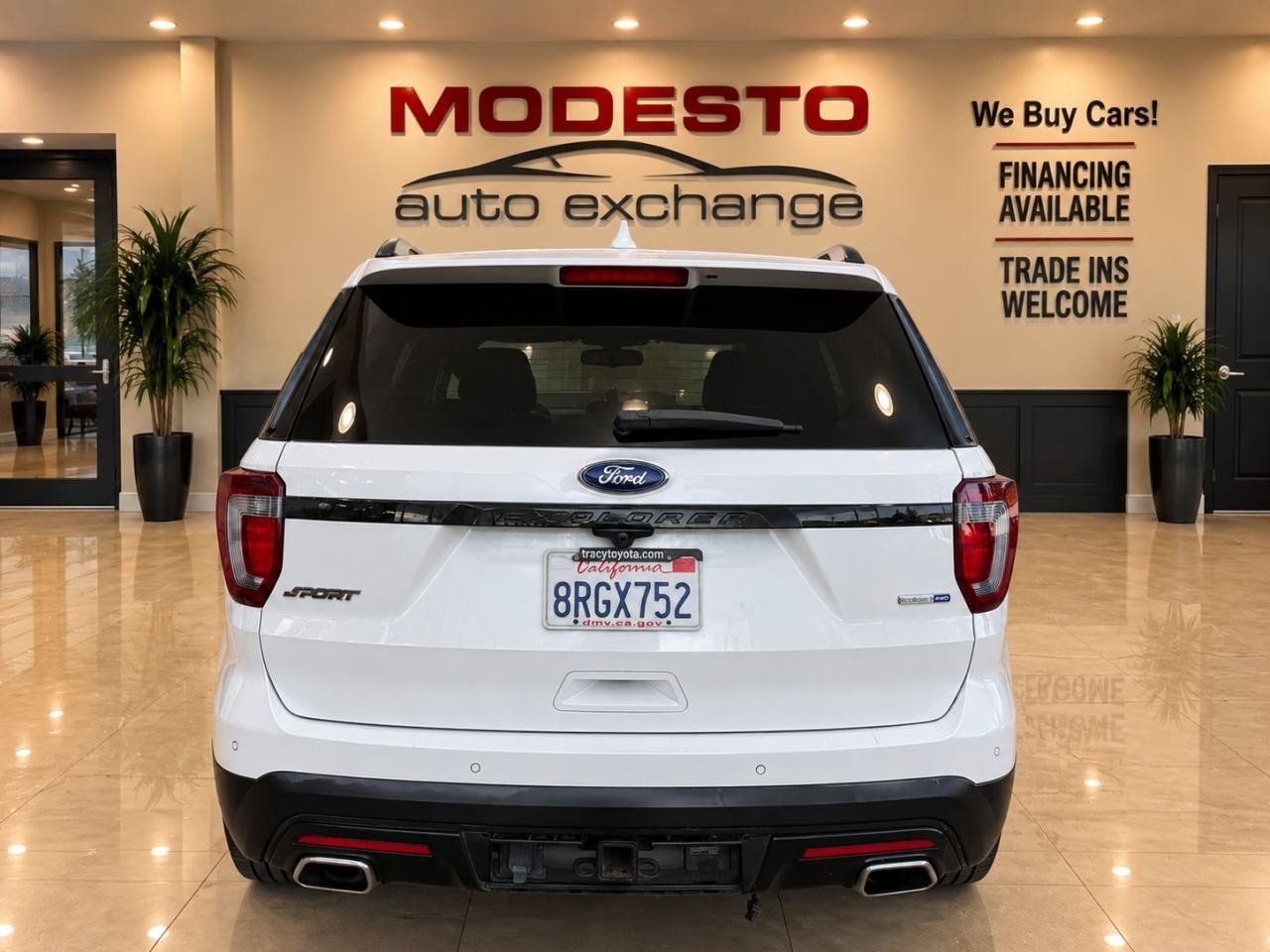 Used 2016 Ford Explorer Sport w/ Equipment Group 401A AWD/4WD image 4