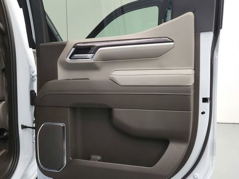 New 2026 Chevrolet Silverado 1500 LTZ w/ LPO, Dark Essentials Package AWD/4WD image 34