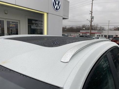 New 2026 Volkswagen Atlas Cross Sport SE image 15