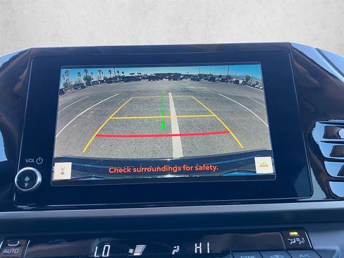 Used 2025 Toyota Camry LE FWD image 17
