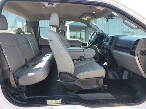 Used 2017 Ford F150 XL w/ Equipment Group 101A Mid image 22