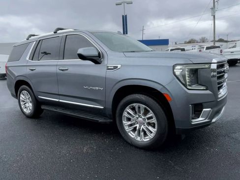 Used 2021 GMC Yukon SLT image 2