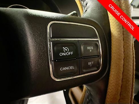 Used 2013 Jeep Wrangler Unlimited Sahara AWD/4WD image 30