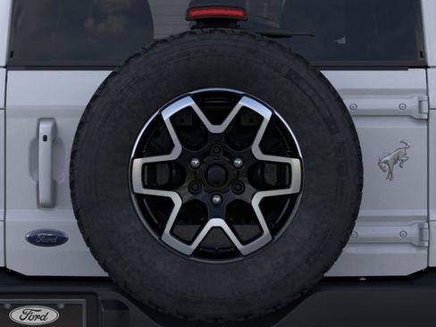 New 2025 Ford Bronco Outer Banks image 24