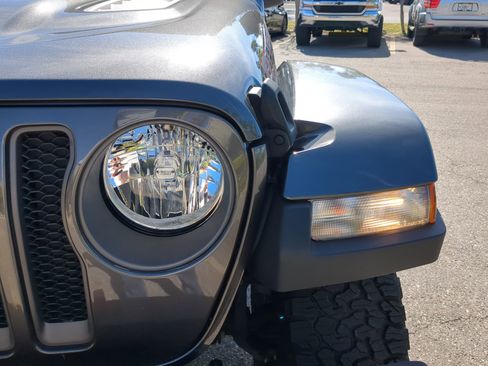 Used 2021 Jeep Wrangler Unlimited Rubicon w/ Safety Group image 11