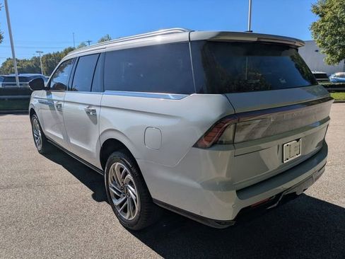 New 2025 Lincoln Navigator L Reserve image 10