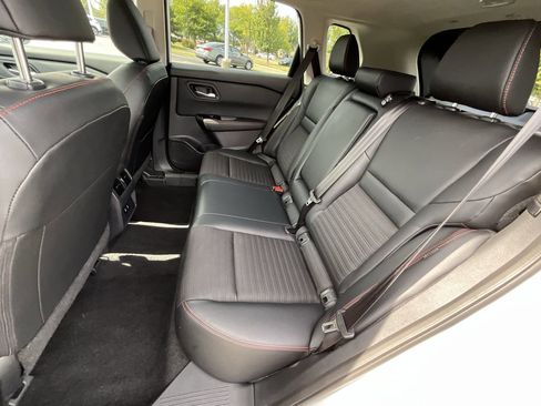 Certified 2025 Nissan Rogue SV w/ Rock Creek Premium Package image 30