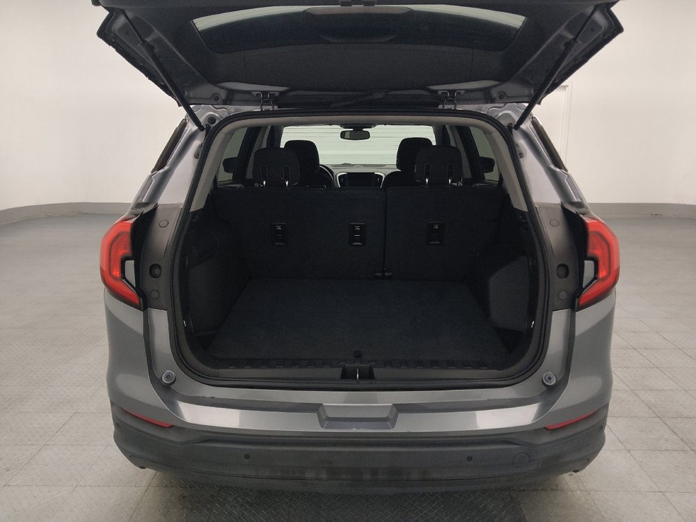Used 2018 GMC Terrain SLE w/ Driver Convenience Package FWD image 29