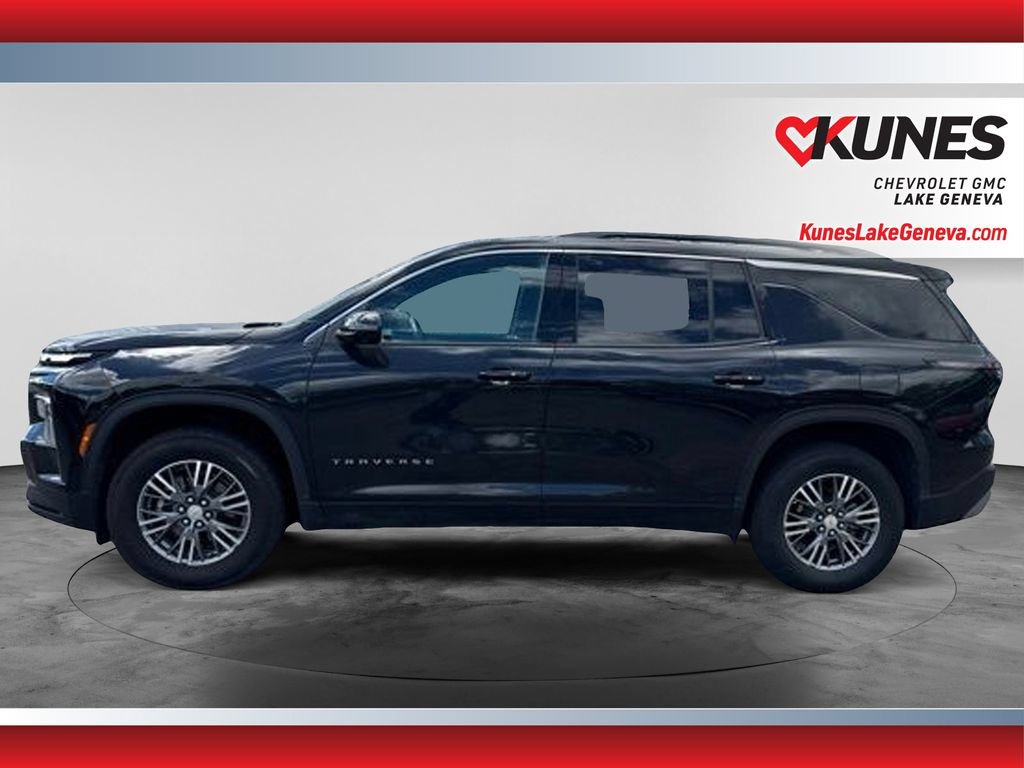 Used 2024 Chevrolet Traverse LT FWD image 9