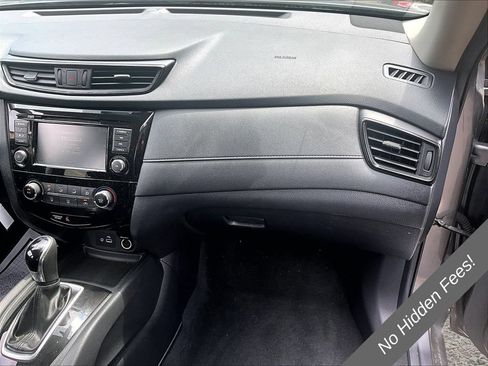 Used 2019 Nissan Rogue S AWD/4WD image 13