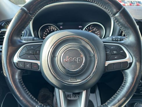 Used 2020 Jeep Compass Limited image 12