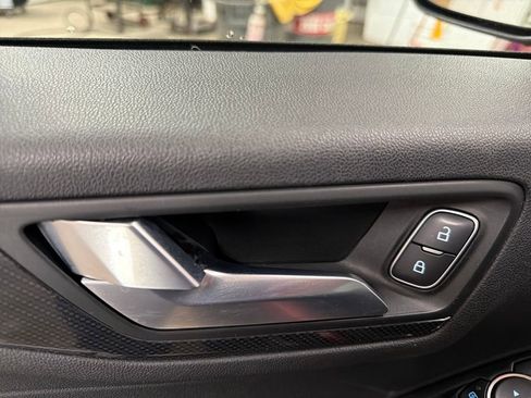 Used 2024 Ford Escape ST-Line image 21