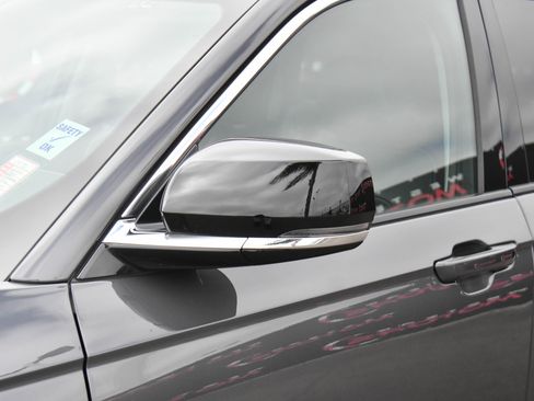 Used 2023 Jeep Grand Cherokee 4WD 4xe image 14