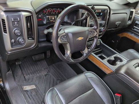 Used 2018 Chevrolet Silverado 2500 High Country AWD/4WD image 13