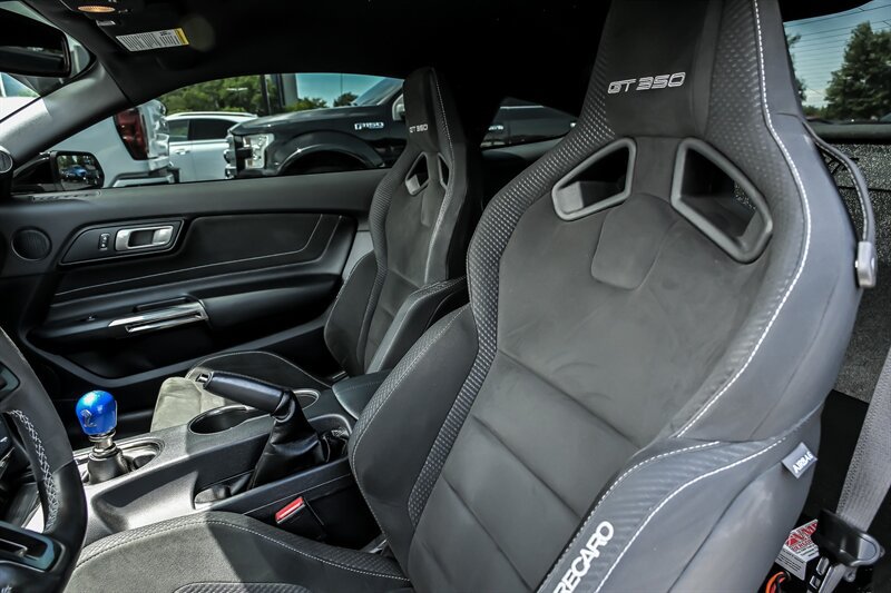 Used 2017 Ford Mustang Shelby GT350 w/ Electronics Package RWD image 17