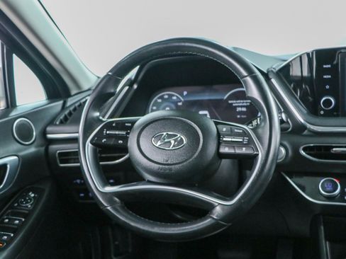 Used 2020 Hyundai Sonata SEL w/ Convenience + Sunroof Package FWD image 12