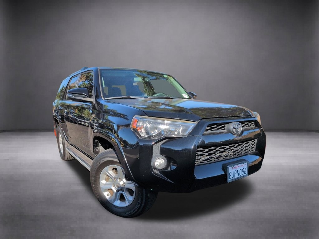 Used 2019 Toyota 4Runner SR5 Premium AWD/4WD image 2