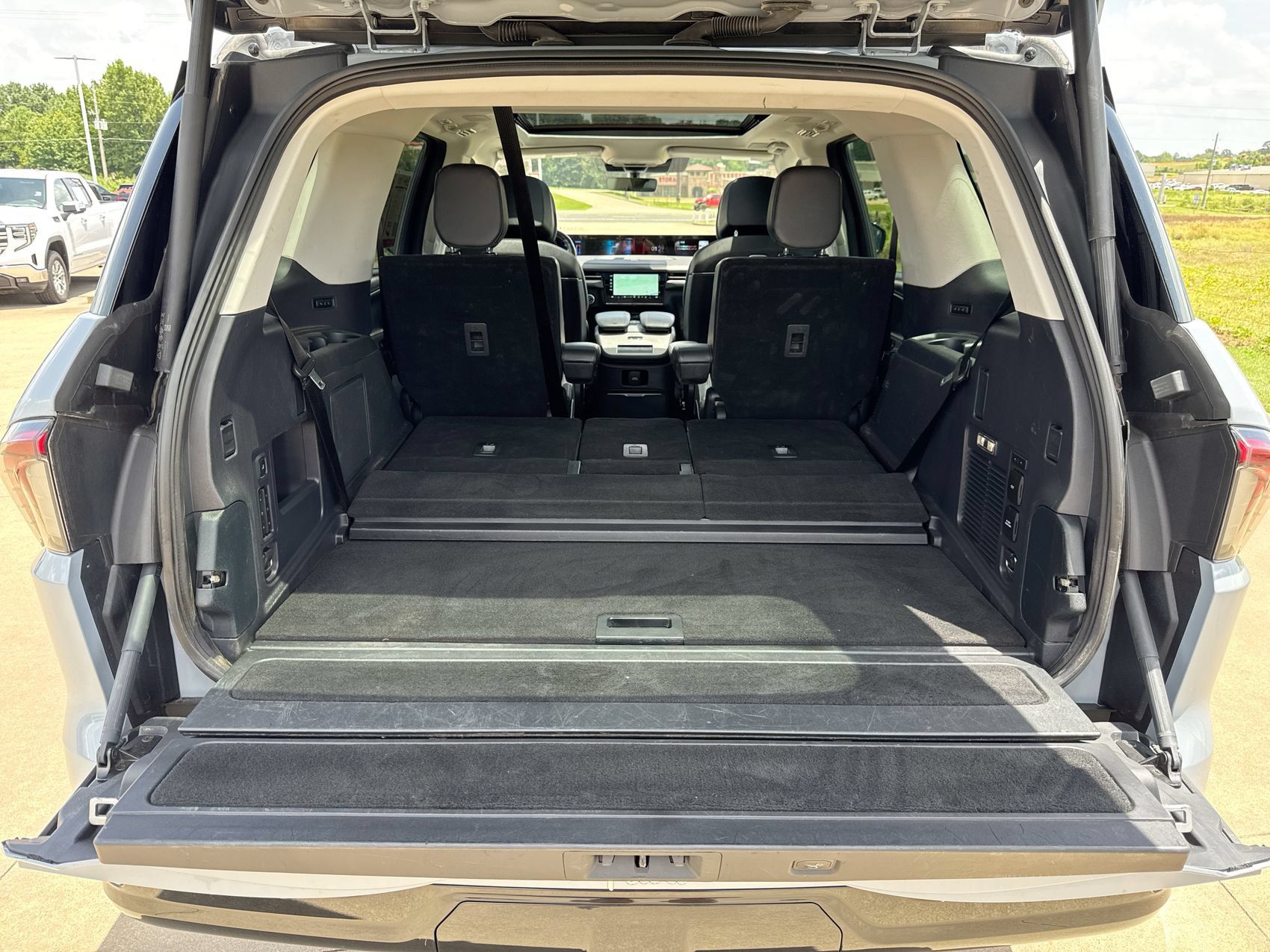 Used 2025 Lincoln Navigator Reserve AWD/4WD image 26