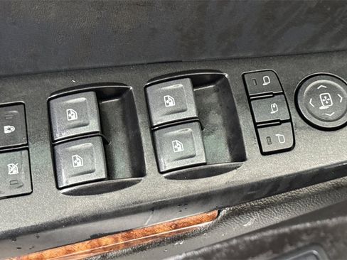 Used 2020 Chevrolet Tahoe Premier image 15