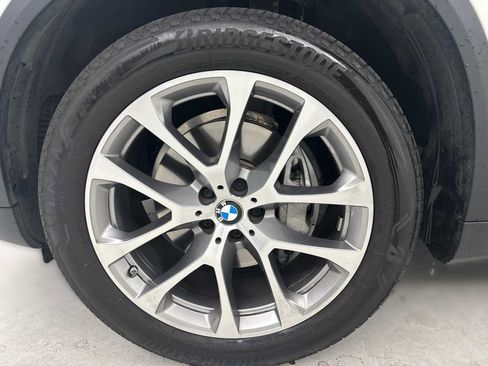 Used 2024 BMW X5 xDrive40i w/ Premium Package AWD/4WD image 18