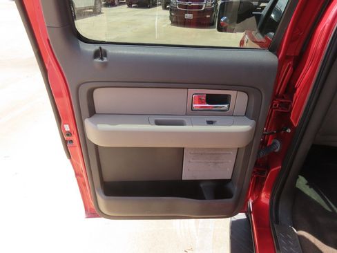 Used 2010 Ford F150 XLT RWD image 14