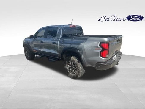 Used 2025 Chevrolet Colorado ZR2 w/ Technology Package AWD/4WD image 5