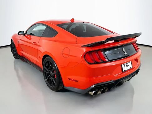 Used 2022 Ford Mustang Shelby GT500 w/ Handling Package RWD image 7