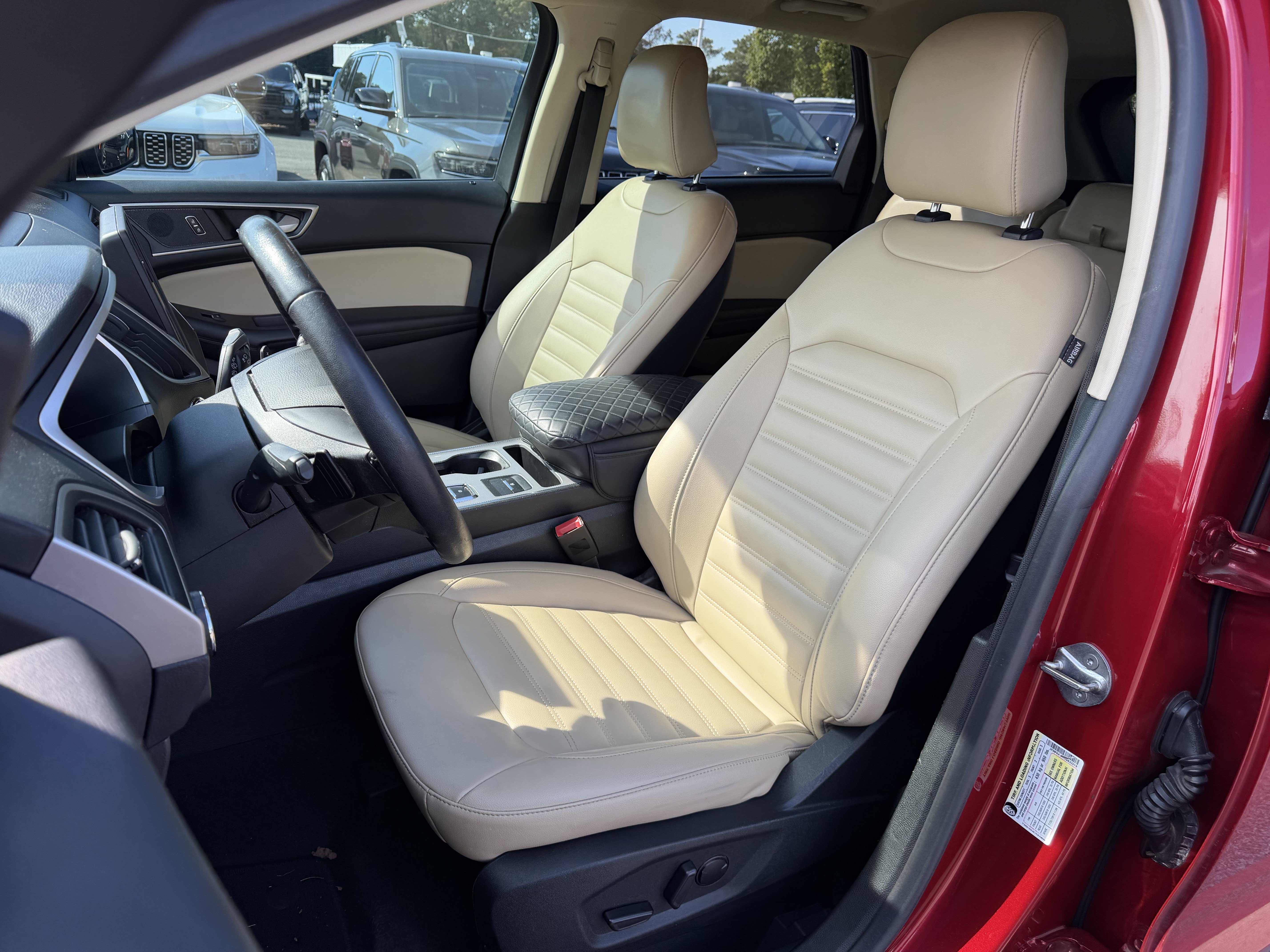 Used 2021 Ford Edge SEL w/ Convenience Package AWD/4WD image 12