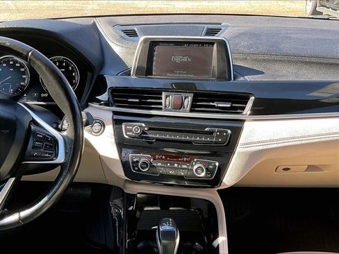 Used 2018 BMW X2 sDrive28i w/ Convenience Package image 15