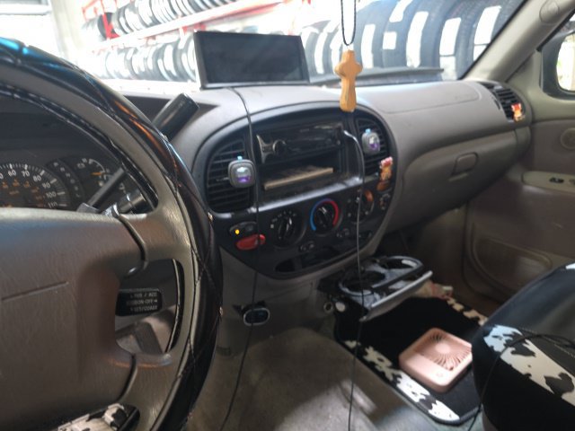 Used 2000 Toyota Tundra Limited RWD image 8