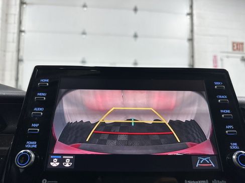 Used 2021 Toyota Camry SE w/ Cold Weather Package image 24