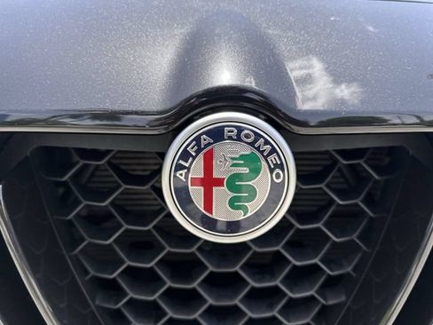 Used 2020 Alfa Romeo Stelvio Ti w/ Nero Edizione AWD/4WD image 10