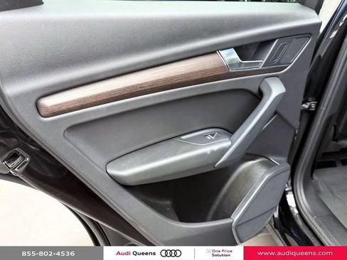 Certified 2023 Audi Q5 2.0T Premium w/ Convenience Package AWD/4WD image 10