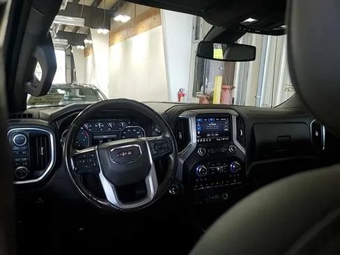 Used 2021 GMC Sierra 1500 SLT w/ SLT Premium Plus Package AWD/4WD image 2