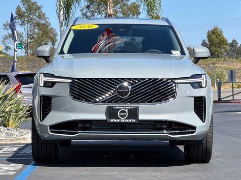 New 2026 Volvo XC90 T8 Plus AWD/4WD image 8