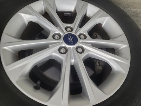 Used 2019 Ford Escape SEL FWD image 31