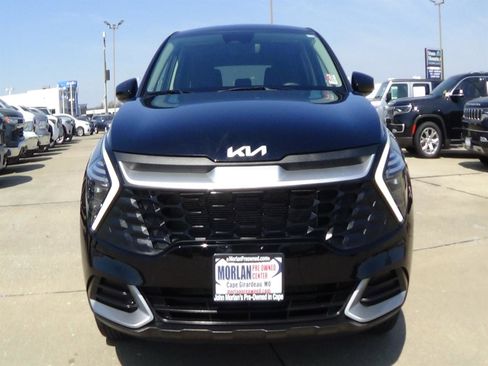 Used 2025 Kia Sportage LX AWD/4WD image 3