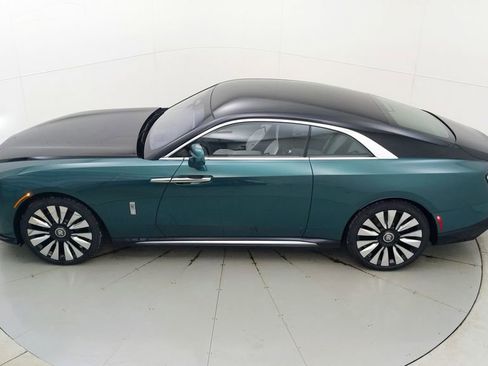 Used 2024 Rolls-Royce Spectre w/ Spectre Launch Package image 20