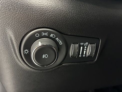 Used 2024 Jeep Compass Trailhawk AWD/4WD image 20