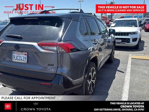 Used 2023 Toyota RAV4 XSE w/ Weather Package AWD/4WD image 4