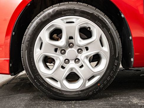 Used 2010 Ford Fusion SE FWD image 13