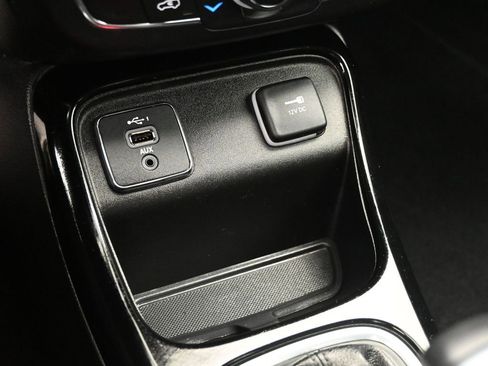 Used 2021 Jeep Compass Latitude image 17