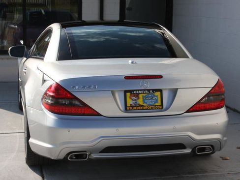 Used 2009 Mercedes-Benz SL 550 image 17